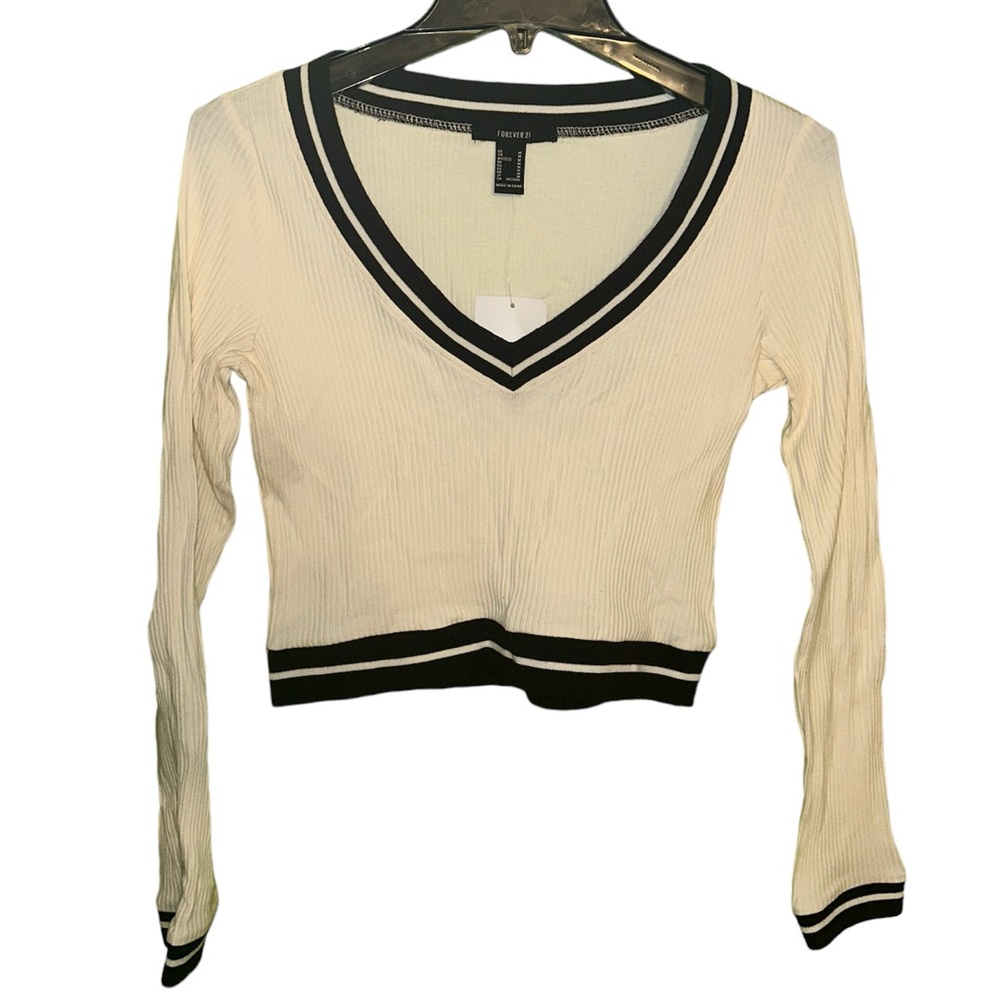 NWT Cream Cropped Top